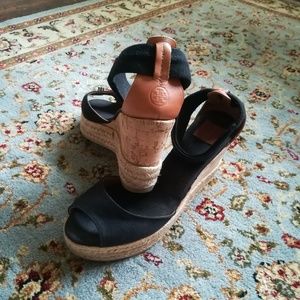 EUC Tory Burch Wedges